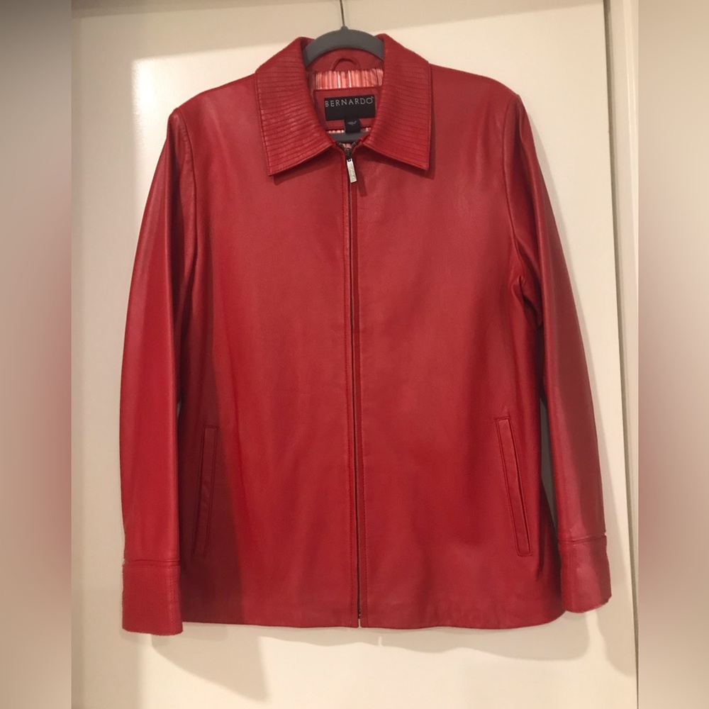 NEW! Bernardo leather jacket SZ L